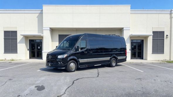 salt lake city 15 passenger sprinter van